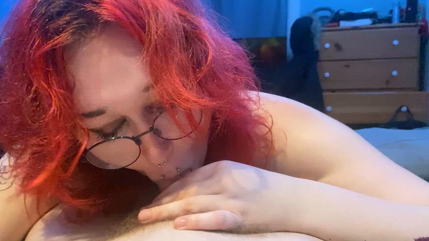 Get yourself a gf who’d give you a blowjob every day