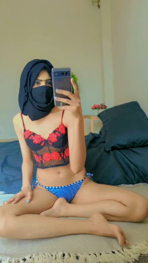 Is it a deal breaker that I love getting fucked with my hijab on?😈