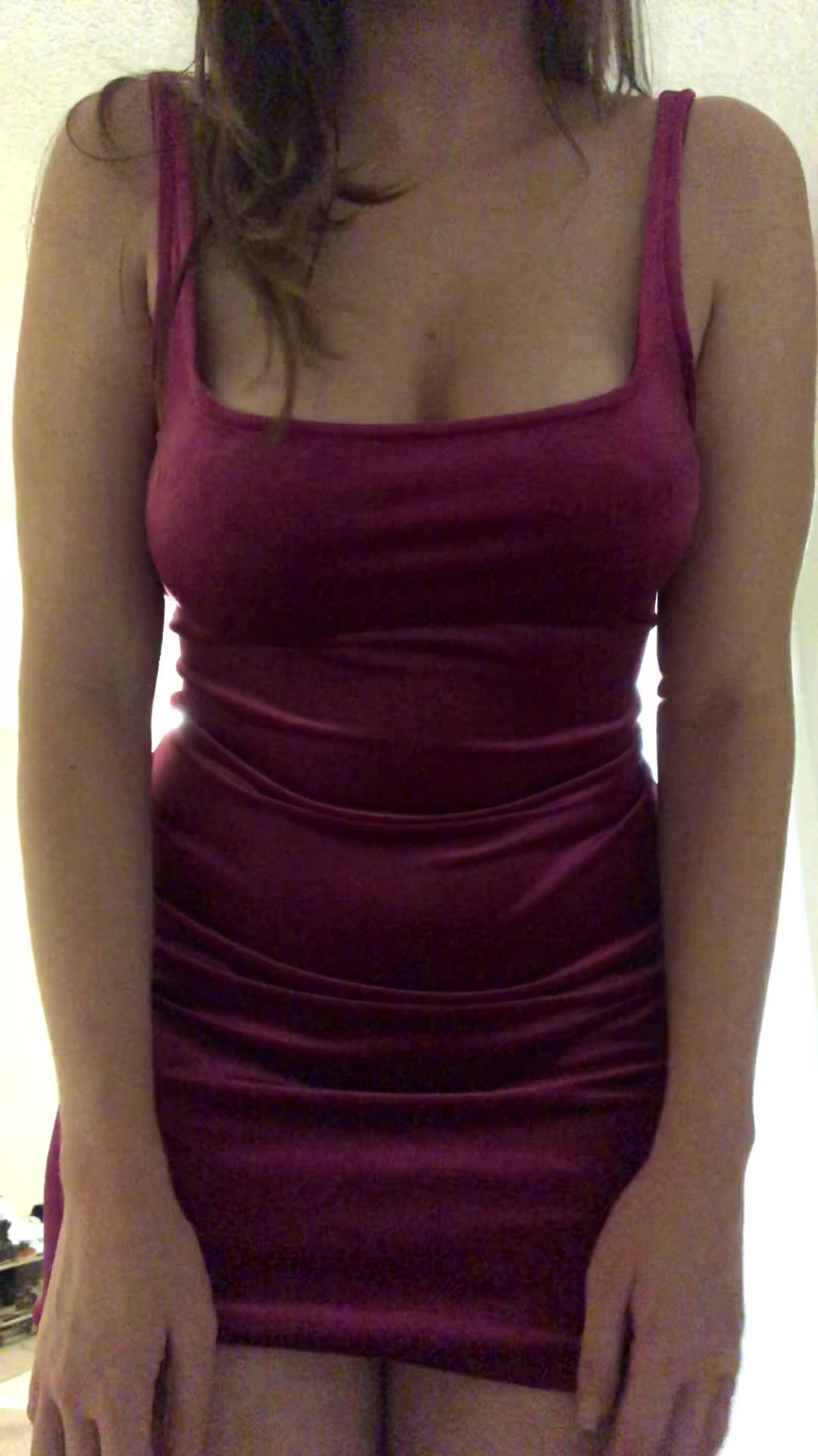 Pulling down my tight dress reveals my big tits 😛