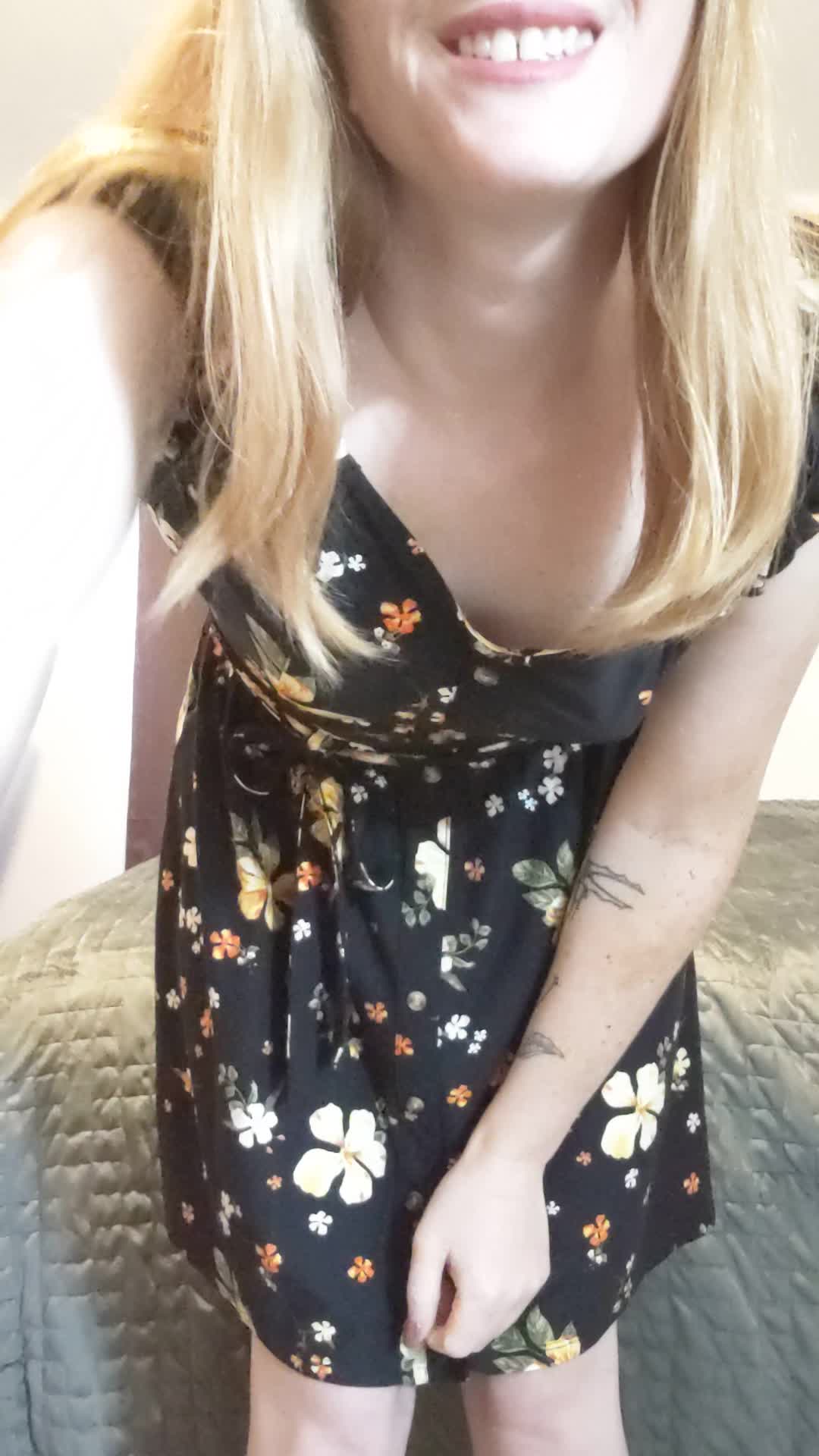 Happy July - now that my gif works - a week late! Enjoy the 🔊 cause I know I do!