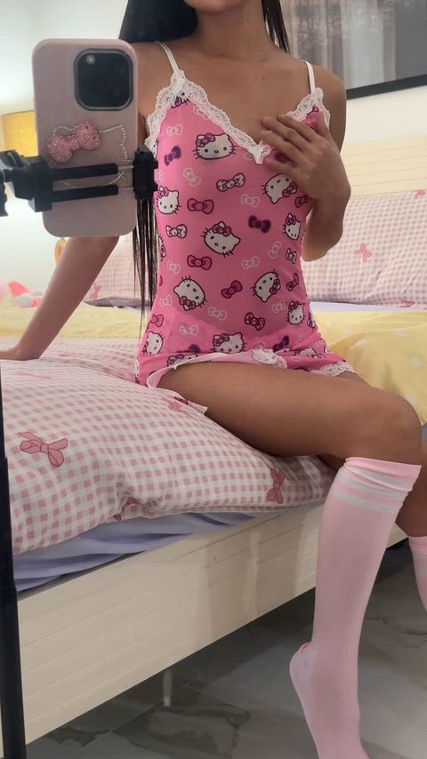 I'm a Filipina. You fuckin?