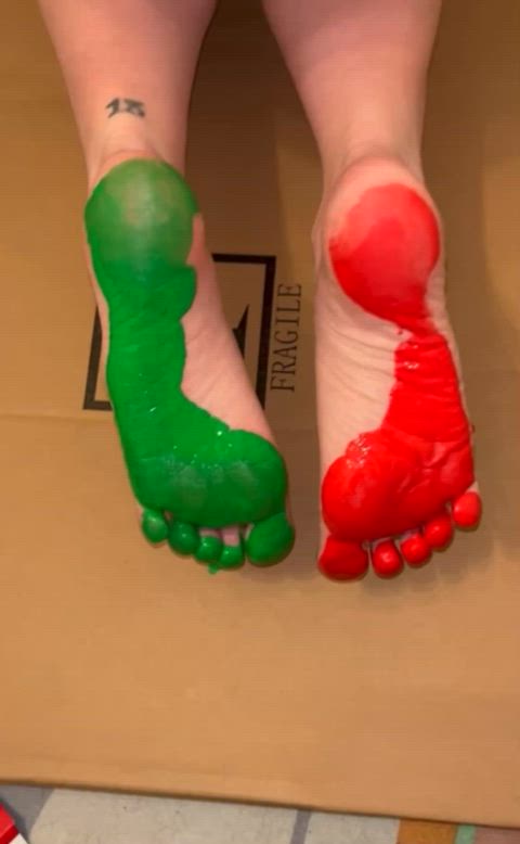 It’s definitely a white Christmas for these feet