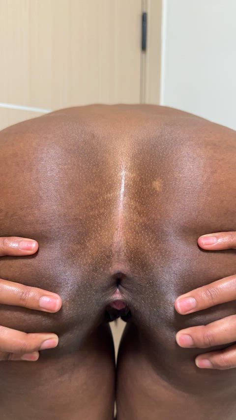 I show off my dark juicy hole dripping and ready