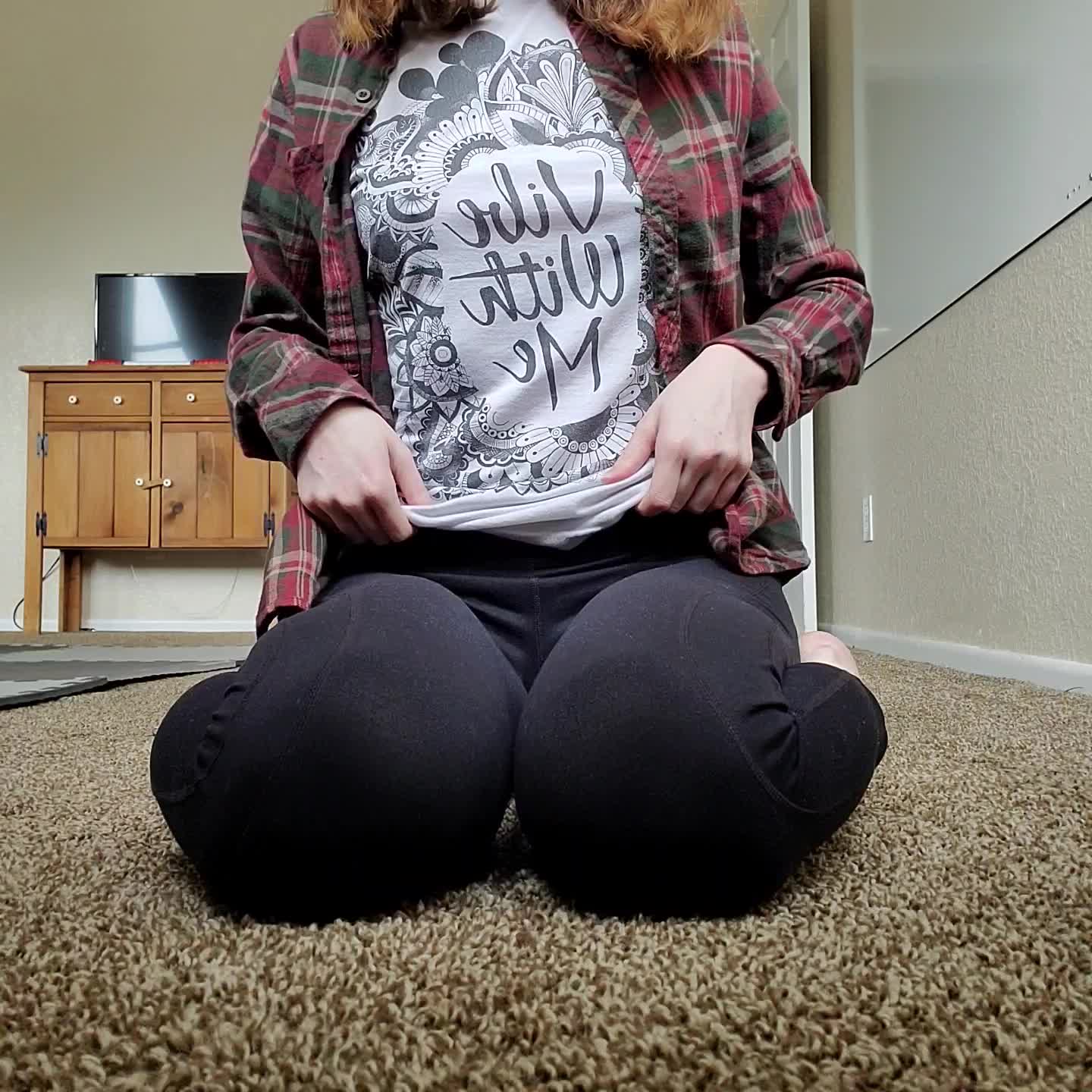 Had some requests for more flannel action, so here's me flashing you my piercings 😋💕