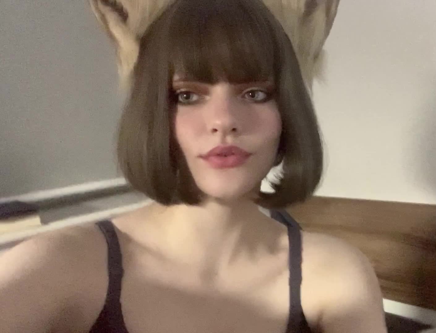 More of this tasty kitty cat 😏