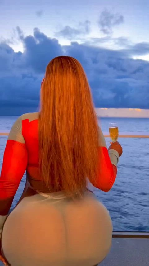 Thick asf 🍑🧘