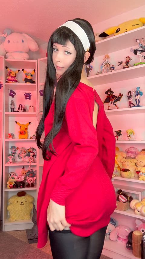 Can I be your fake wife? (Yor Forger Cosplay by SushiBunniii)