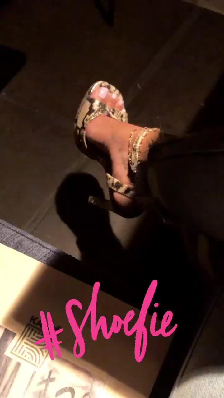 Sexy Asian feet 🦶