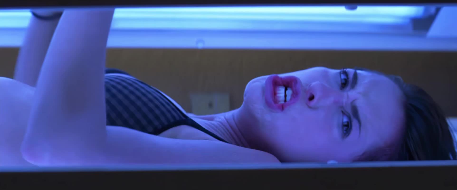 Jennifer Love Hewitt - I Still Know What You Did Last Summer