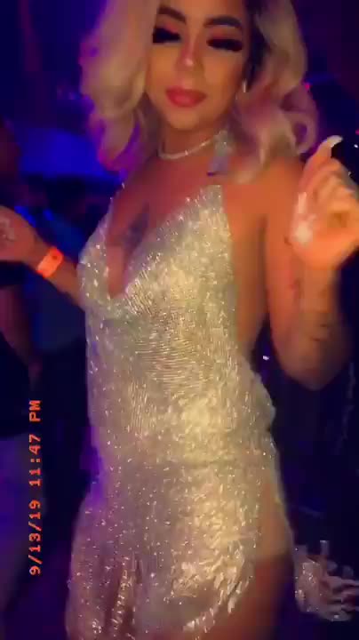 Sexy babe dancing