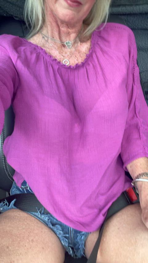 Nawty road trip boobs