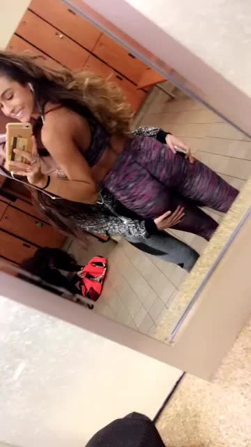 Skylyn grabbing Sommer's ass