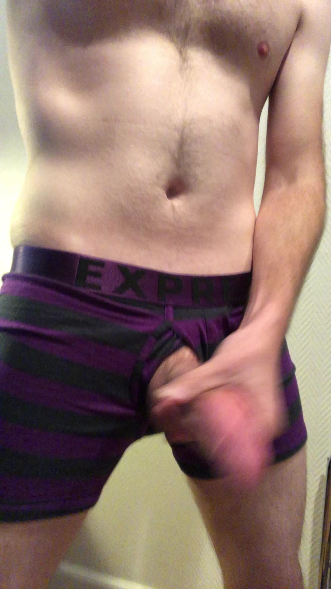 Pumping out some cum while abroad