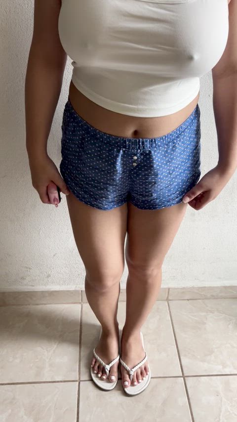Outfit of the day 🙈 sorry it was a lazy ass day. No bra or panties and just putting on my flip flops and ready for the day thumbnail