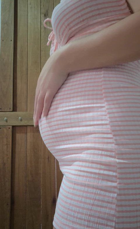 A delightful way to tease you, what a pleasure it is to be pregnant