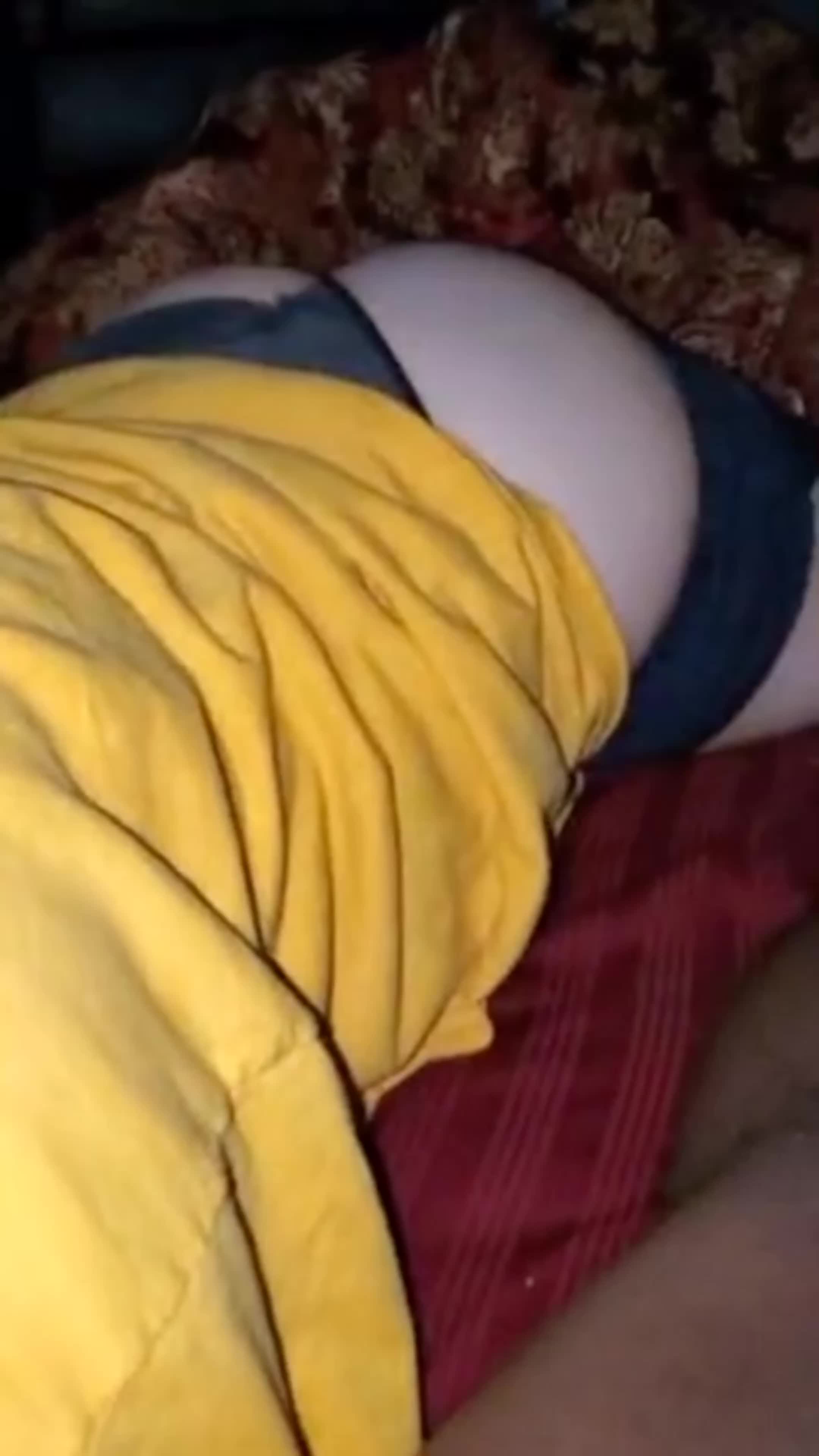 Lil Booty Asian gets BBC rock hard