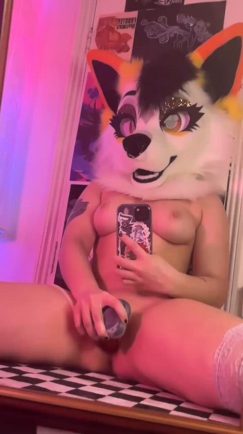 i see you watching, wanna come join in? 😏 (diego, bad dragon)