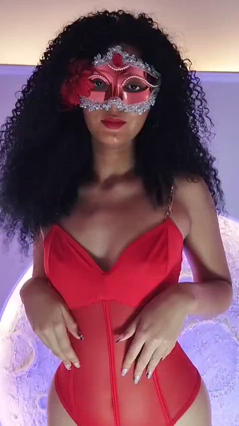 I can be your fantasy tonight 🌙💋 thumbnail