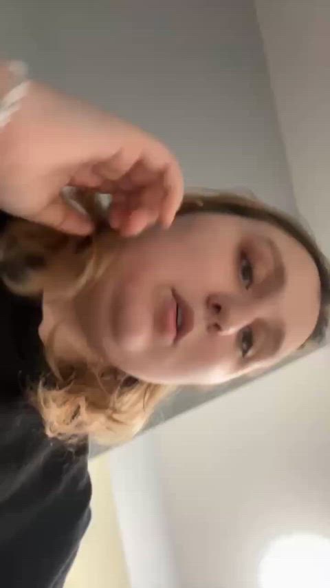 What’s more busted my huge loose pussy or my butterface?