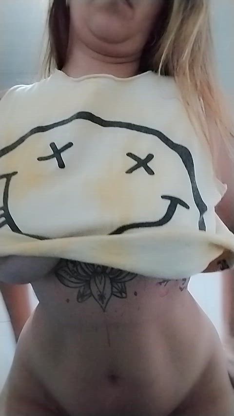 I know very well that you want to fuck my boobs