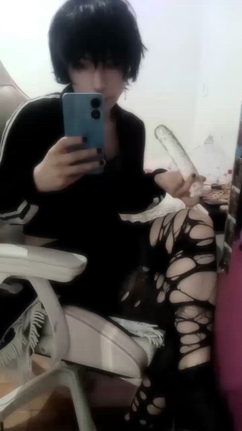 Can I suck u off like this? ♡⁠(⁠>⁠ ⁠ ⁠<⁠)⁠♡