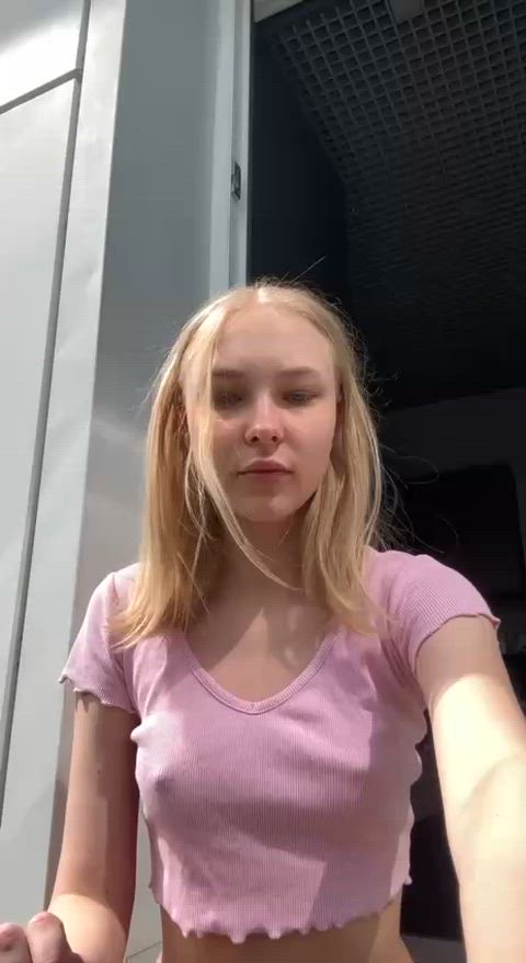 I love showing my tits to all passersby