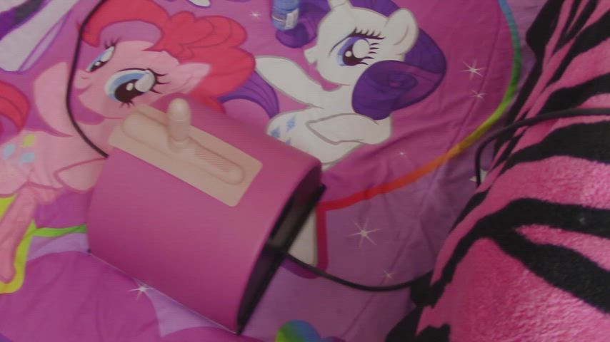 He put me on the Sybian, Put his dick in my mouth & cranked it all the way up until we both had intense orgasms.