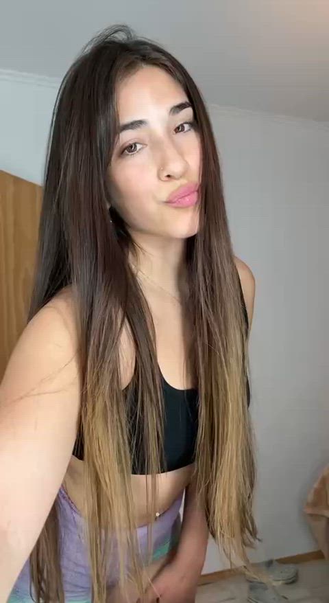 Would you love to see what this Latina ass can do?