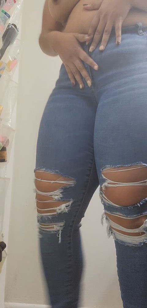 Why pee in the toilet when it feels sooo good in my jeans??