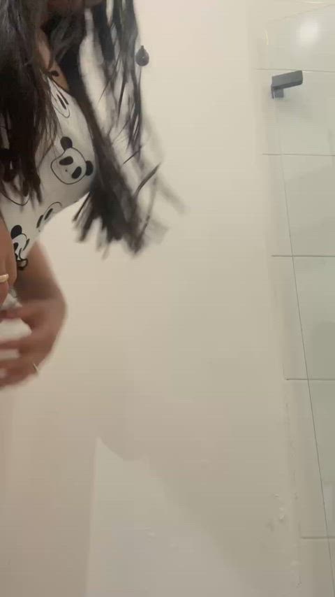 Some curves come with attitude