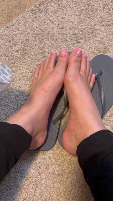 Putting oil all over my feet and soles just to put on my flip flops right after and walking around in my oily feet. Should I sell these flip flops? thumbnail