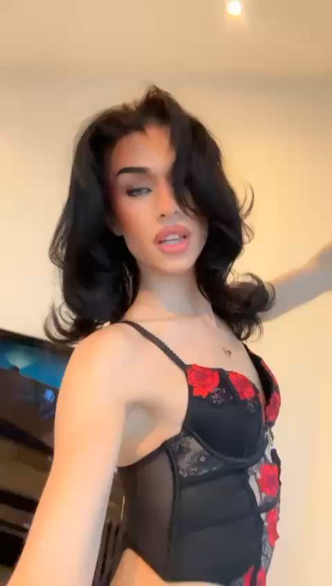 are there guys who think I'm hot