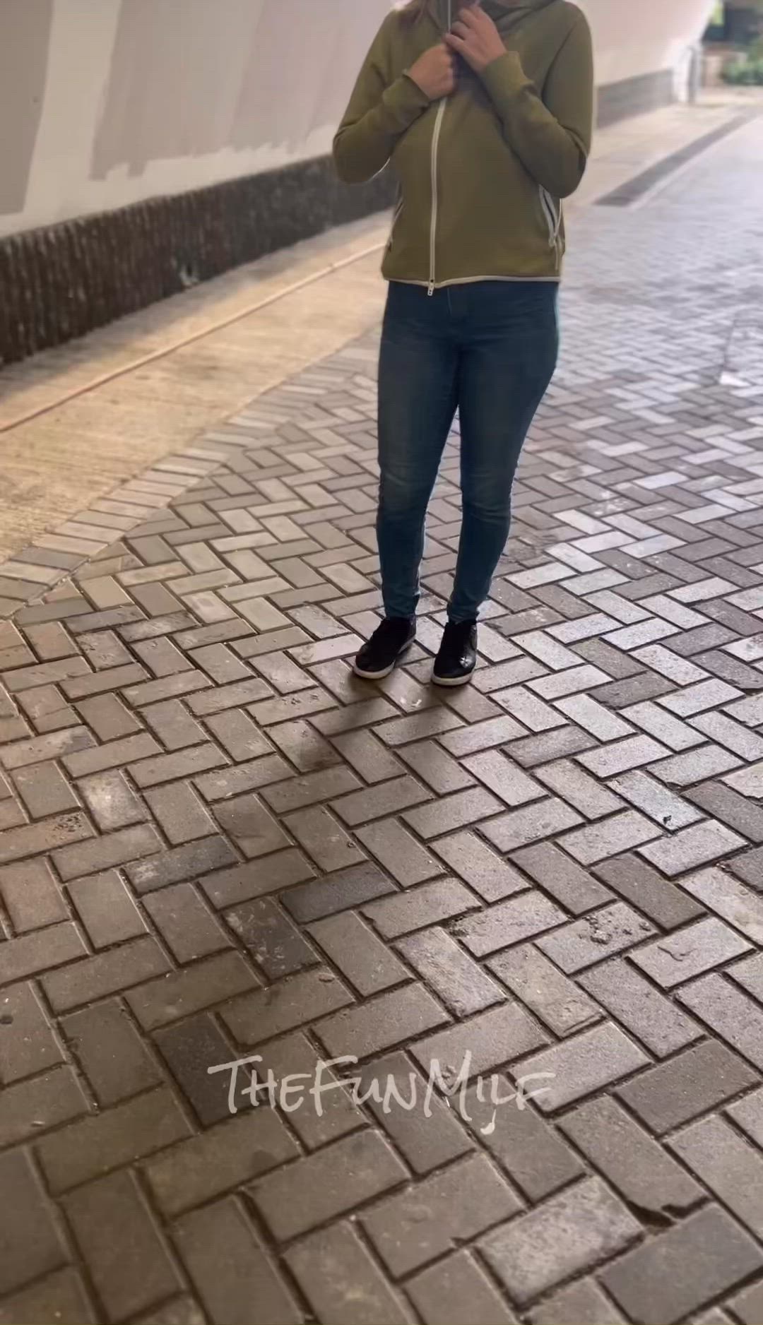 I definitely did not know someone was behind me when I turned around [GIF]