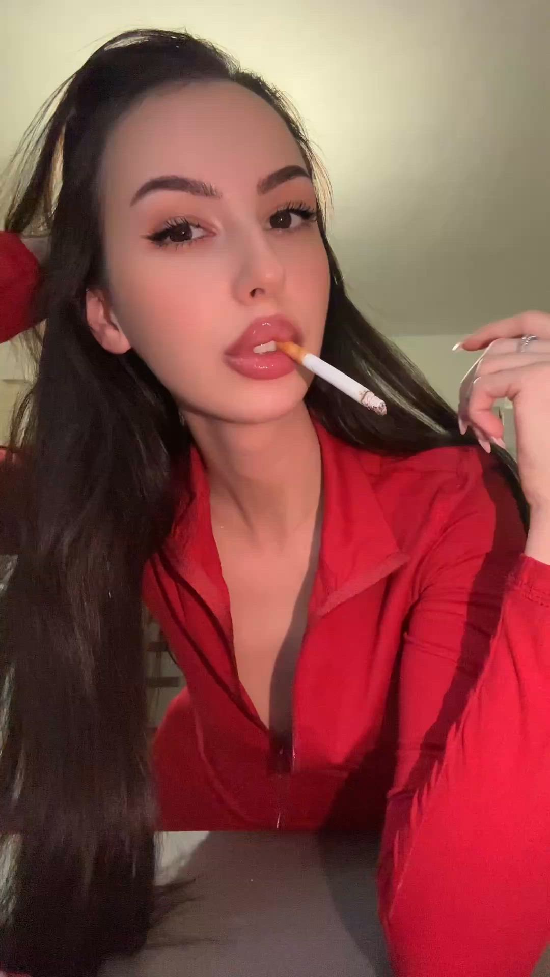 Amateur, Lips, Sexy, Smoking, amateur-girls