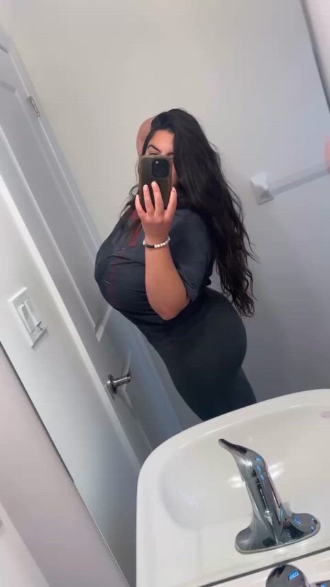 Since you follow me here, you should know my page is free for 48 hrs 😋