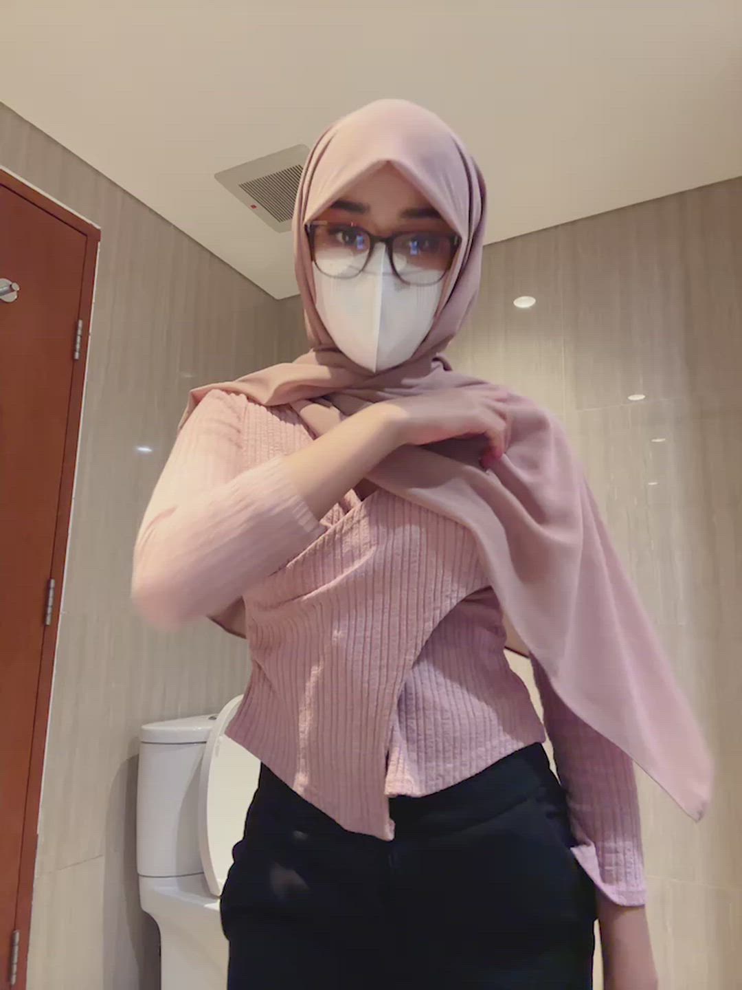 GIF thumbnail