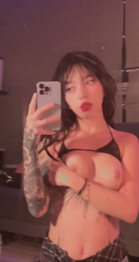 say yes and i'll overload your inbox with my hundreds nudes