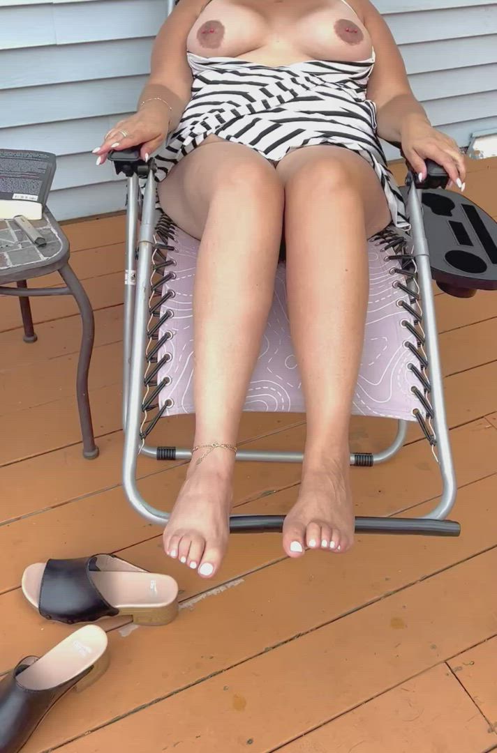 Would you care that my creepy neighbour is watching?