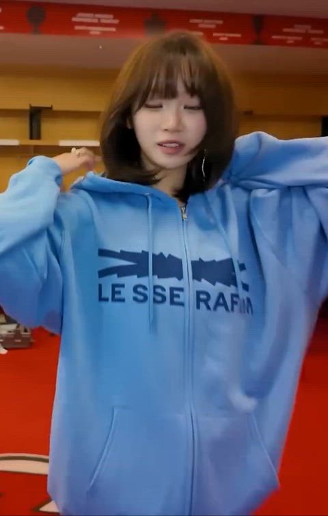 LE SSERAFIM - Chaewon