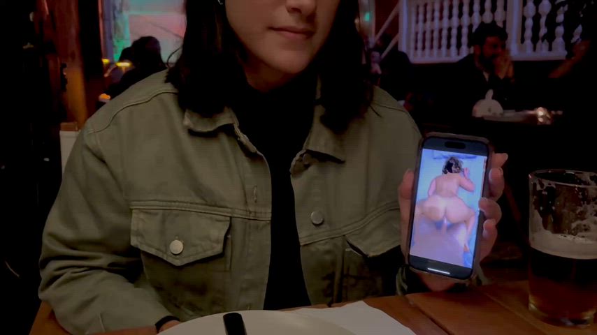 People in the restaurant must’ve enjoyed an amazing doggy POV!