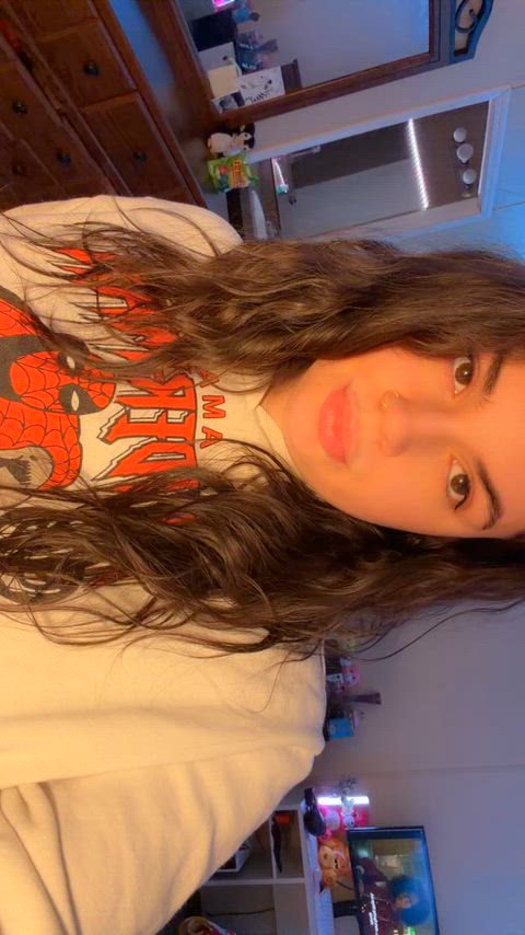 Hmm let me pull my hoodie up for you