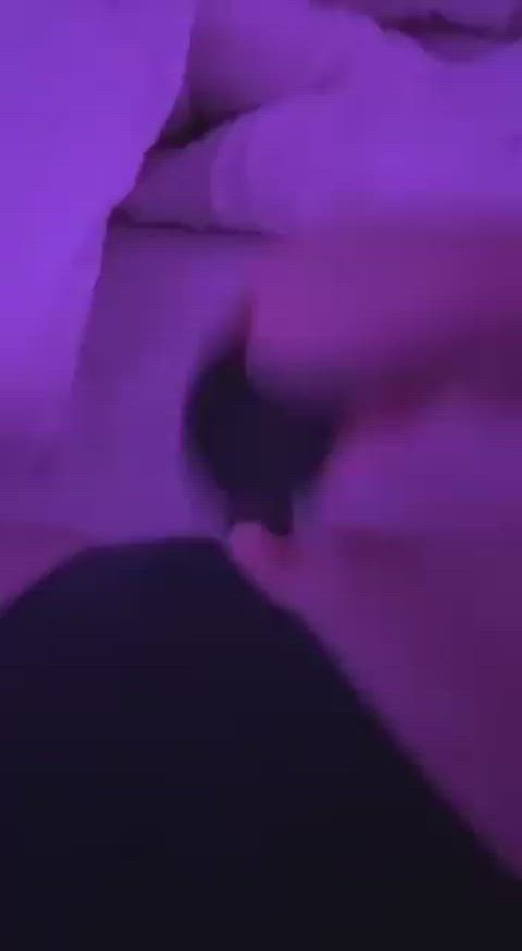 hairbrush > dildos anyday :3