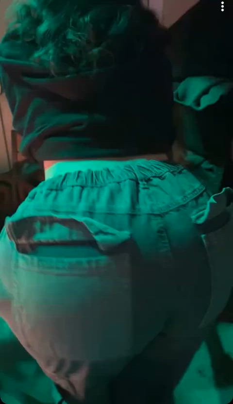 Twerking in public