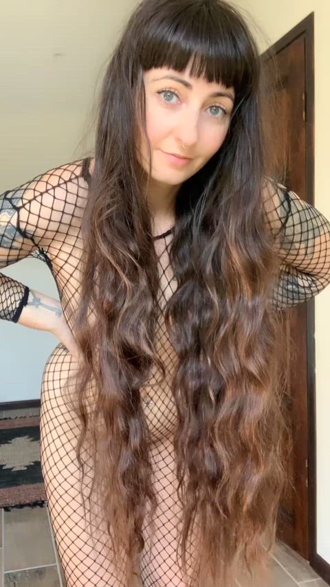 I’m a nature loving 🌿 Jurassic Park geek 🦕 who loves baking 🧁 and making myself cum 💦 I post a mix of videos, photos and gifs. Mostly explicit, but a bit of my personal life as well 💕 I offer customs, dick ratings and sex chat, as well as b/g PPV. Hit me up if you fancy a chat! 💕https://onlyfans.com/scarletaddiction thumbnail