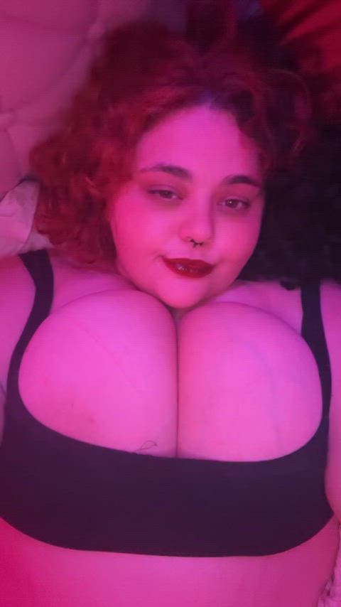 Big naturals 🍒💞