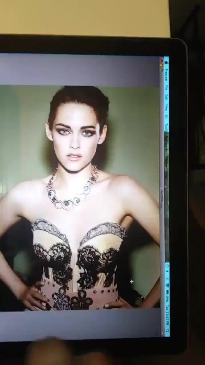 Busting a huge nut on Kristin Stewart