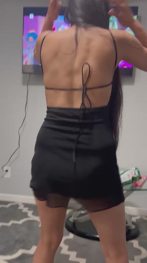 Ahh ese he naach nacch ke chudne mai kitna maza haii uff aur agr couples ho to pehle loda chatt ke saff karna chut mai jane sai pehhle😝🥵🤤💦