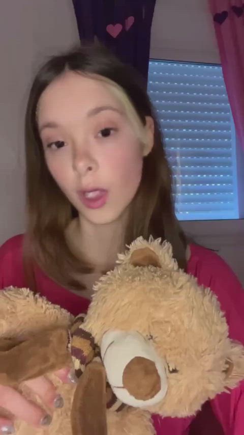 daddi I need to lose my V card badly pls breed me