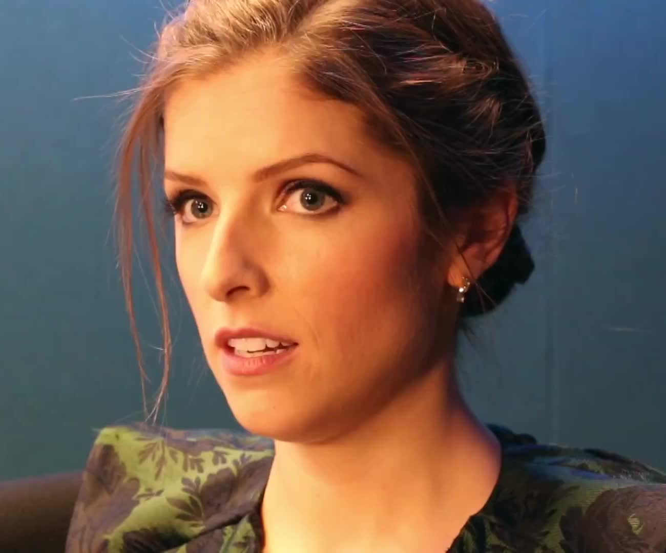 Anna Kendrick watching me suck my first cock