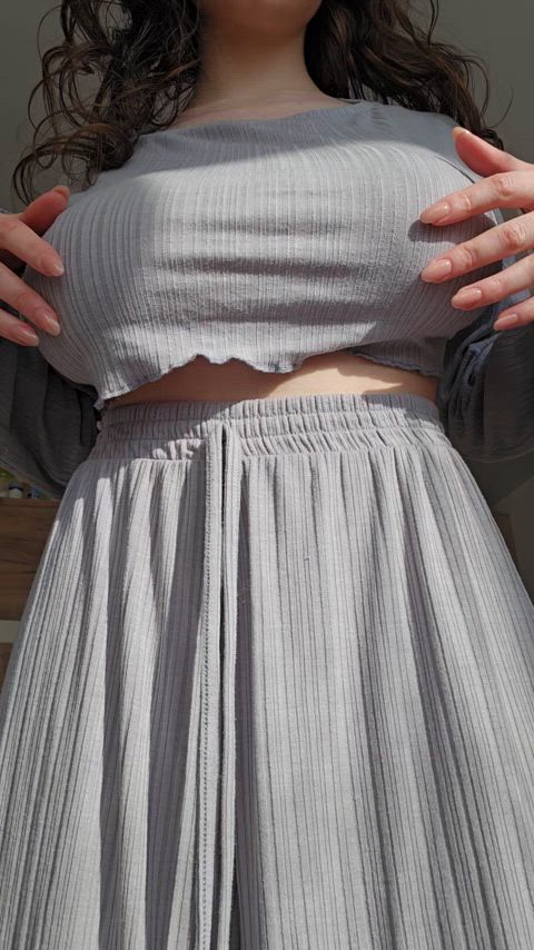 The truly breathtaking fall of my huge boobs [drop]